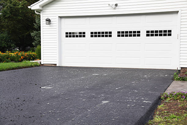 Best Construction Debris Removal  in Phoenix, NY